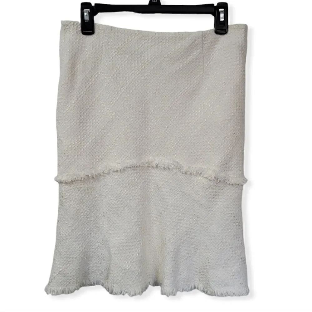 White house black market boucle skirt